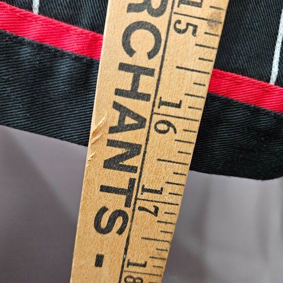 Starter Chicago Bulls Kids Shorts L Jersey Black Red Stripe Basketball NBA - Picture 6 of 6